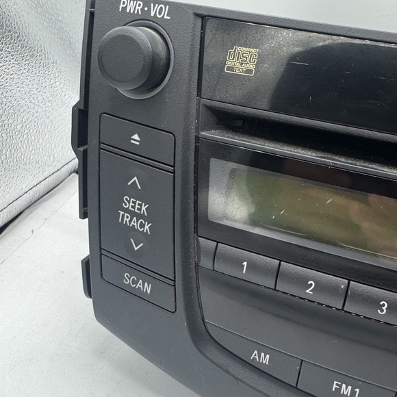 Toyota OEM Radio CD Player 86120-42160 2008 Corolla Matrix WMA MP3 AUX Untested - Picture 5 of 9